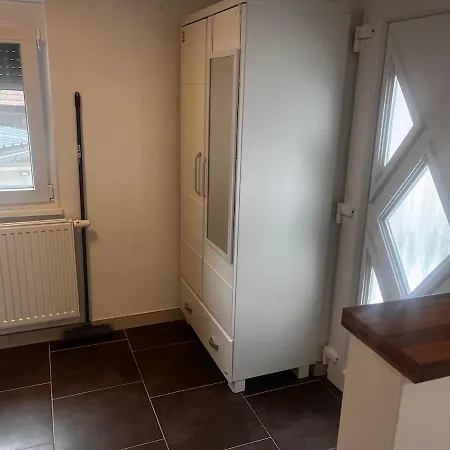 Neu Renoviertes Haus Fuer Maximal 6 Personen Ferienhaus *